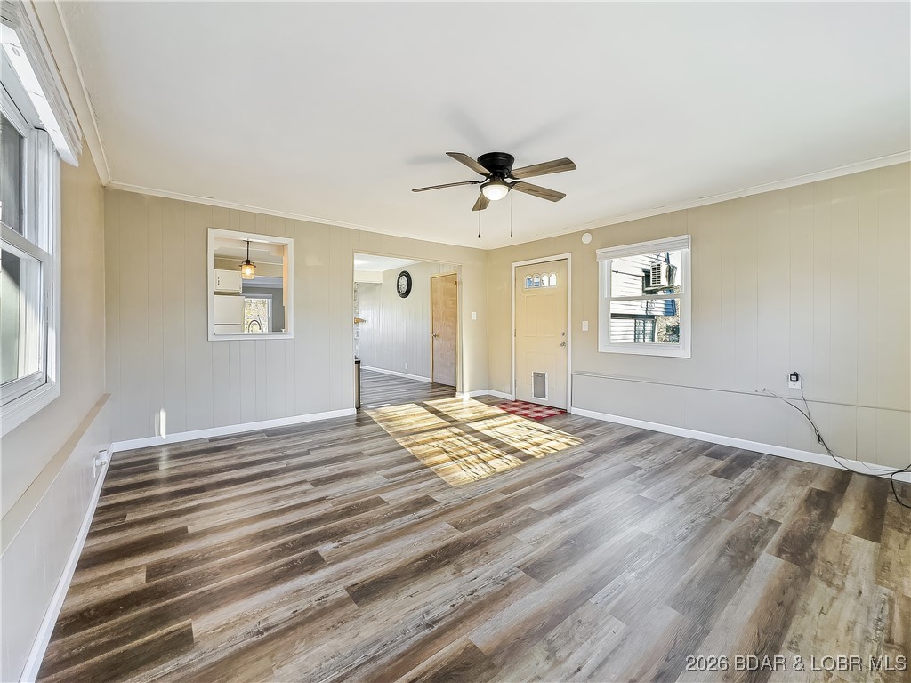 160 Bridgeview Road Camdenton, MO 65020 - Photo 19 of 49 Family/dining room with door leading to backyard d