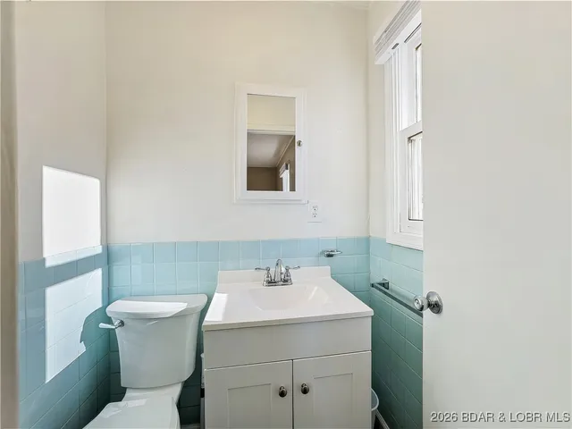 $335,000 | 160 Bridgeview Road, Camdenton, MO 65020