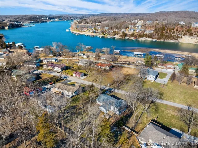 $335,000 | 160 Bridgeview Road, Camdenton, MO 65020