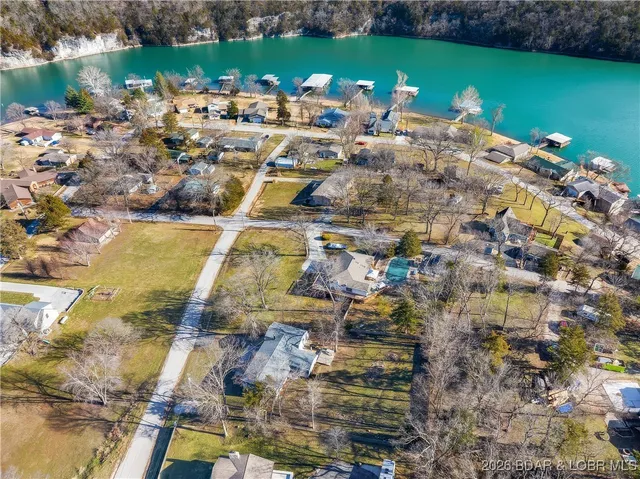 $335,000 | 160 Bridgeview Road, Camdenton, MO 65020