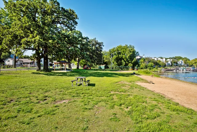 $315,000 | 315 Hill Street, Unit A, Wauconda, IL 60084