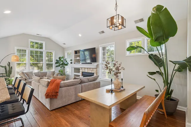 $315,000 | 315 Hill Street, Unit A, Wauconda, IL 60084