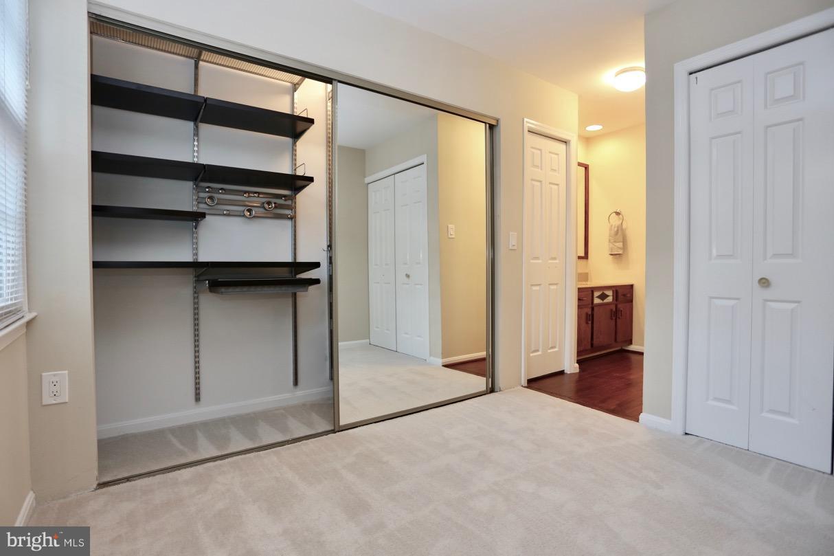 4862 Carriagepark Road Fairfax, VA 22032 - Photo 19 of 30 Bedroom (Master)
