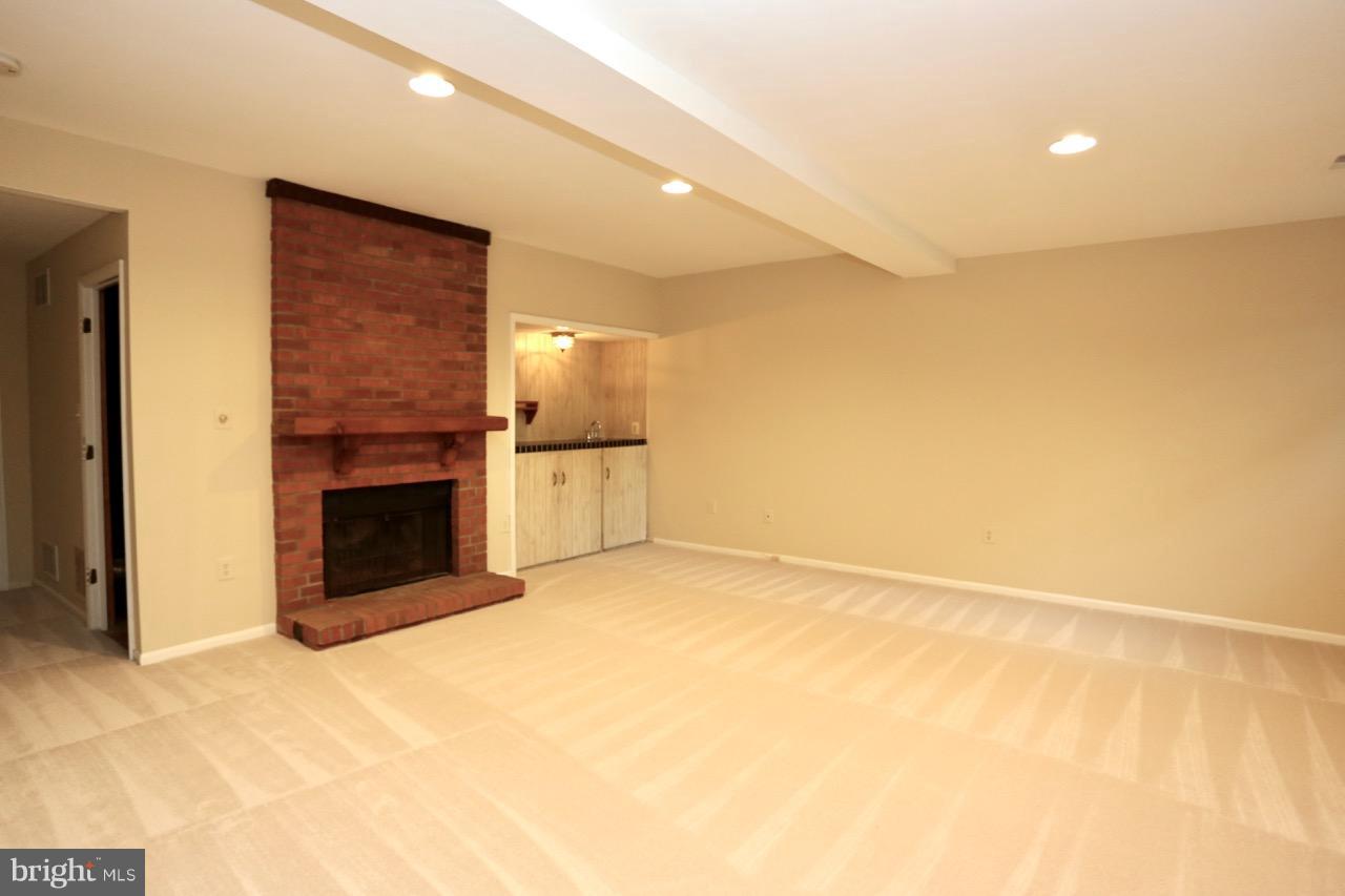 4862 Carriagepark Road Fairfax, VA 22032 - Photo 26 of 30 Basement