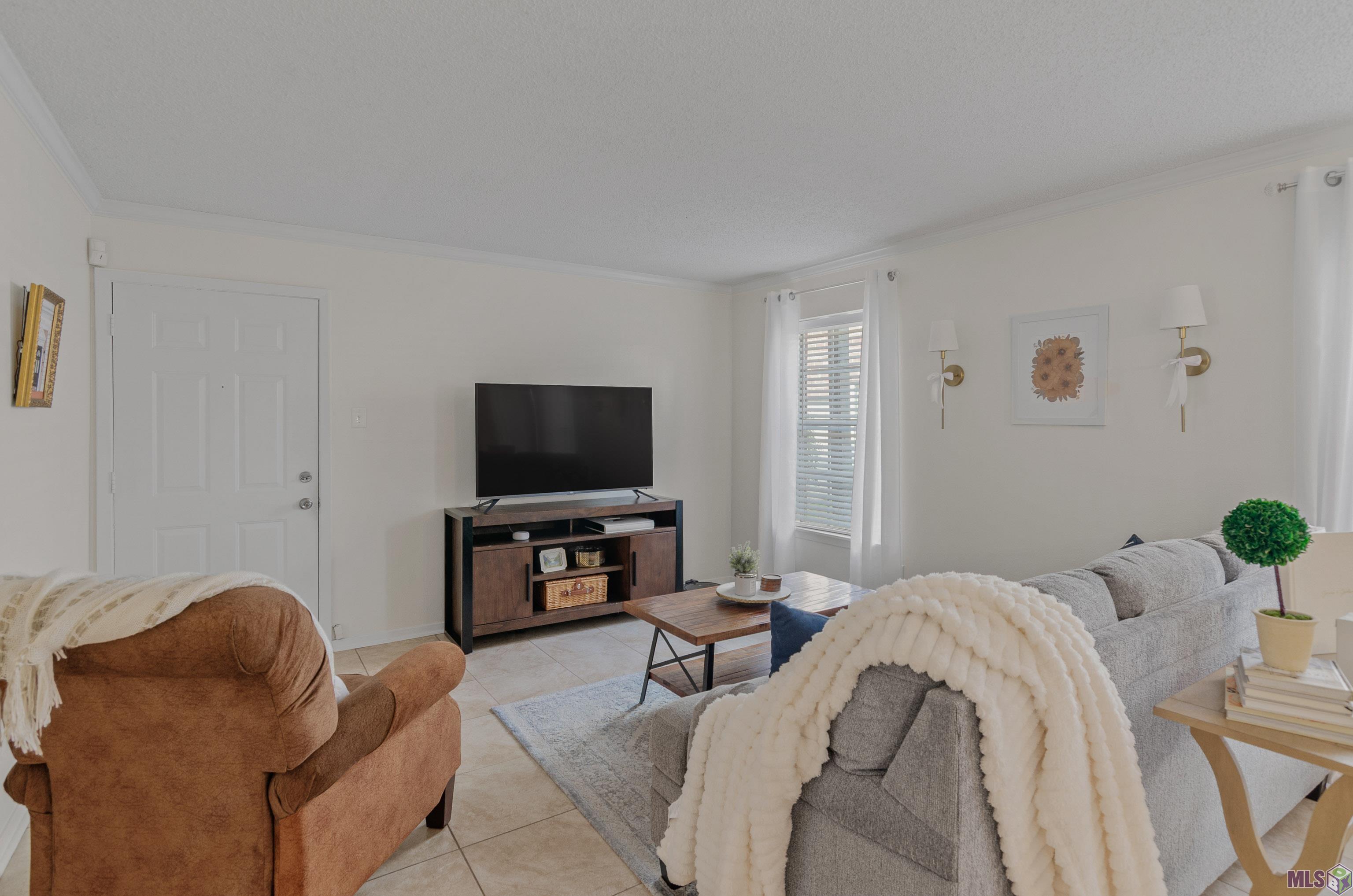 9855 Jefferson Highway, Unit W34 Baton Rouge, LA 70809 - Photo 3 of 20