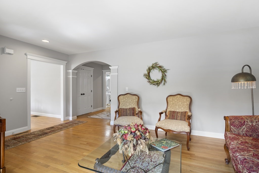 158 Spring Street Lexington, MA 02421 - Photo 6 of 42