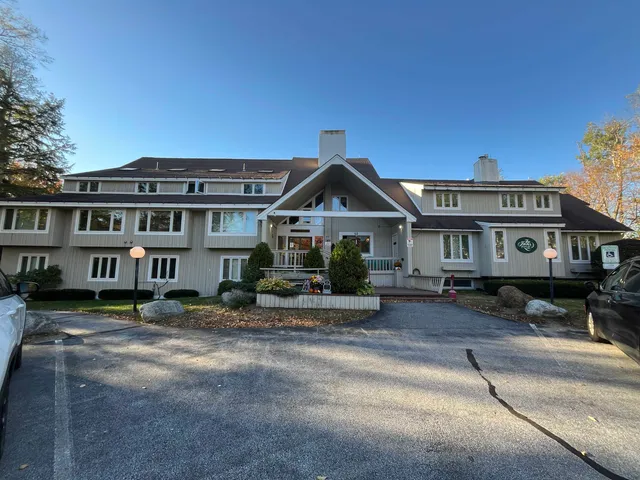 $450 | 46 Packard's Road, Unit 405 WEEK 28, Waterville Valley, NH 03215