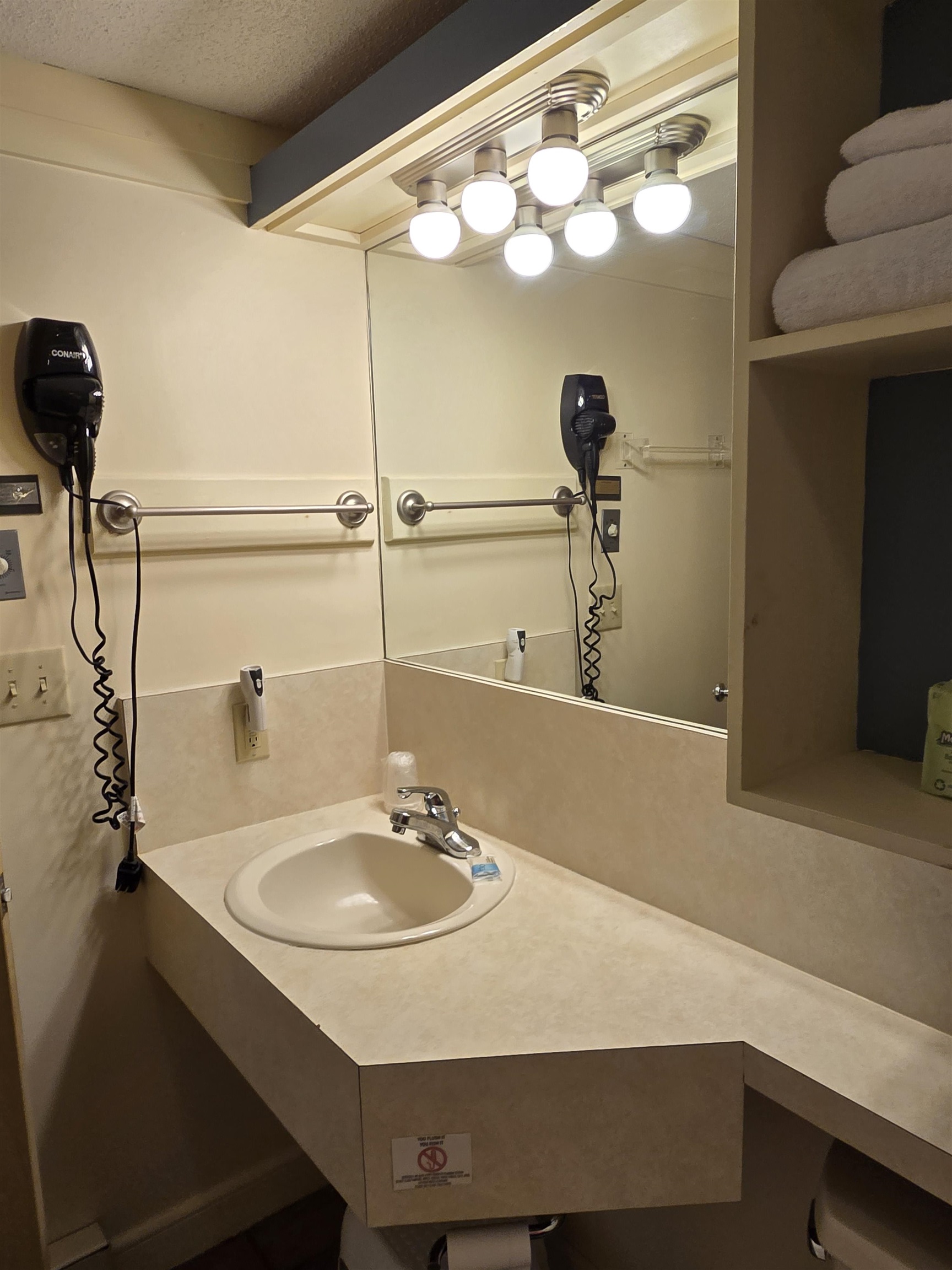 46 Packard's Road, Unit 405 WEEK 28 Waterville Valley, NH 03215 - Photo 31 of 33