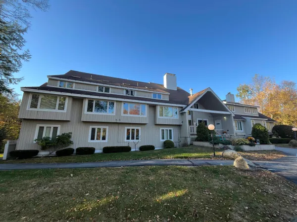 $450 | 46 Packard's Road, Unit 405 WEEK 28, Waterville Valley, NH 03215