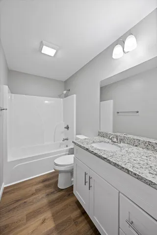 $1,600 | 212 Yardley Lane, Tunnel Hill, GA 30755