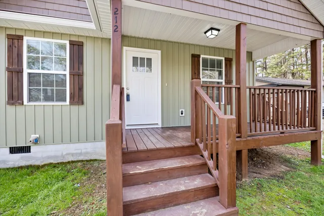 $1,600 | 212 Yardley Lane, Tunnel Hill, GA 30755