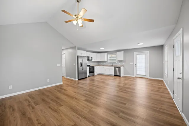 $1,600 | 212 Yardley Lane, Tunnel Hill, GA 30755