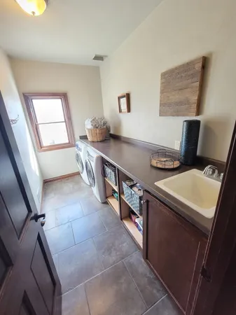 $779,000 | 1387 Radcliff Road, Neenah, WI 54956