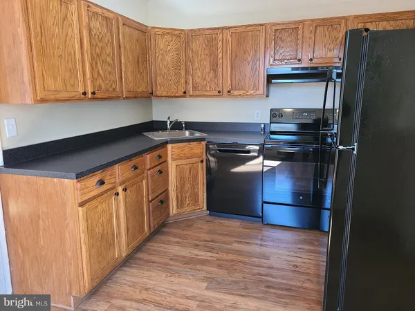 $2,200 | 524 Washington Street, Royersford, PA 19468