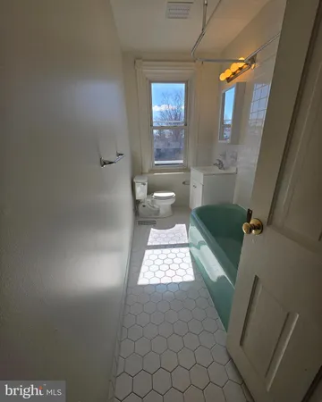 $2,200 | 524 Washington Street, Royersford, PA 19468