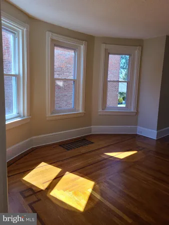 $2,200 | 524 Washington Street, Royersford, PA 19468