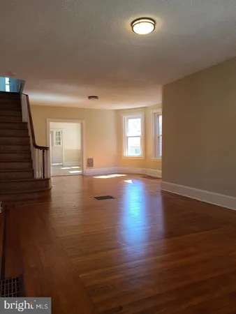$2,200 | 524 Washington Street, Royersford, PA 19468