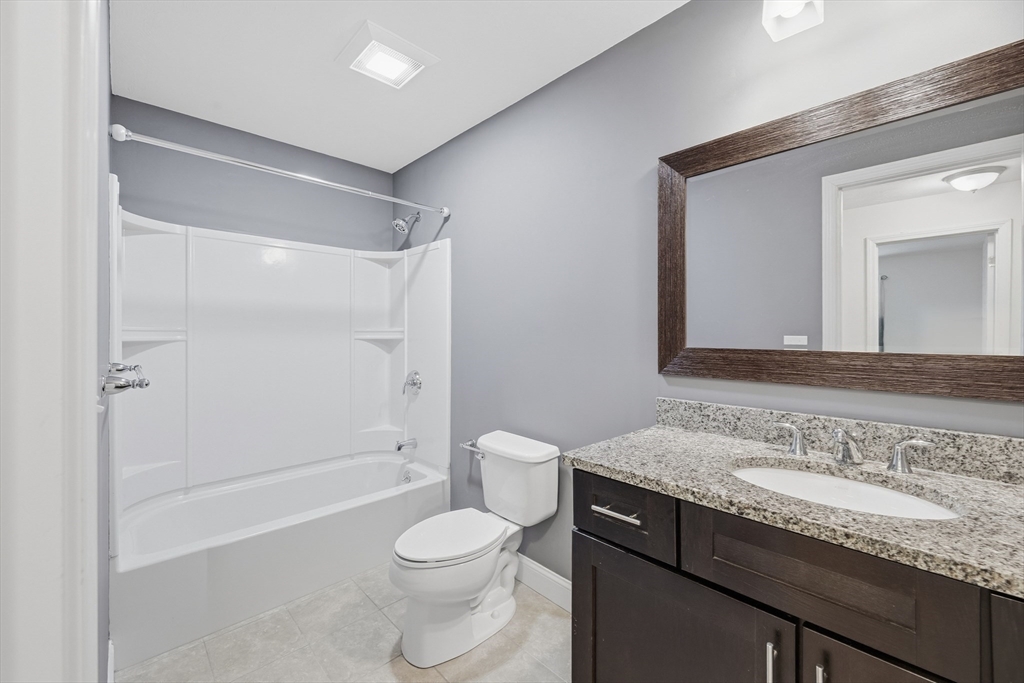 90 Compass Point, Unit 90 North Andover, MA 01845 - Photo 23 of 38 Gallery Image 23