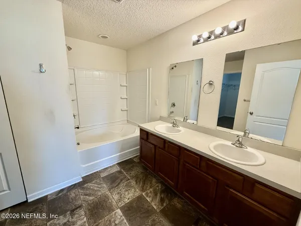 $2,000 | 1859 Cherry Crk Way, Middleburg, FL 32068