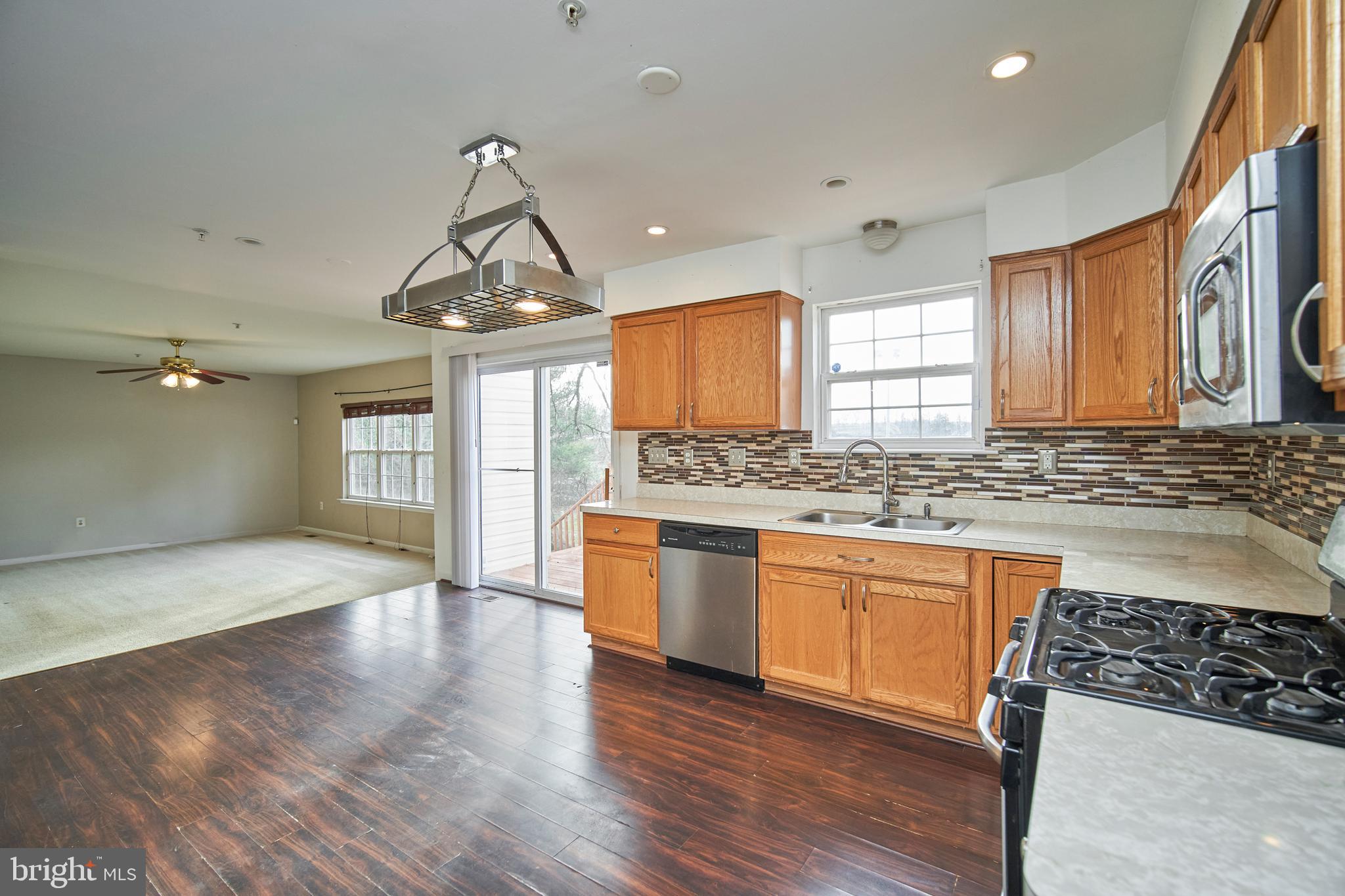 5901 Sellner Lane Clinton, MD 20735 - Photo 4 of 30