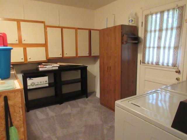304 South Hawthorne Road Muncie, IN 47304 - Photo 13 of 27