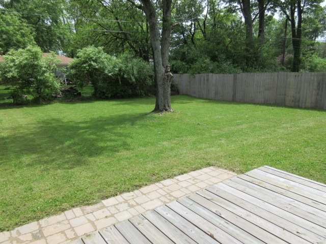 304 South Hawthorne Road Muncie, IN 47304 - Photo 15 of 27