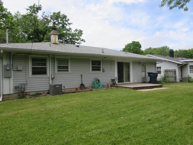 304 South Hawthorne Road Muncie, IN 47304 - Photo 17 of 27