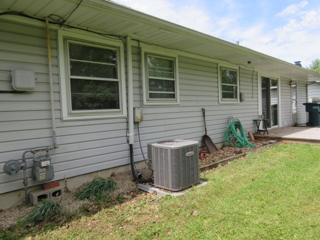 304 South Hawthorne Road Muncie, IN 47304 - Photo 19 of 27