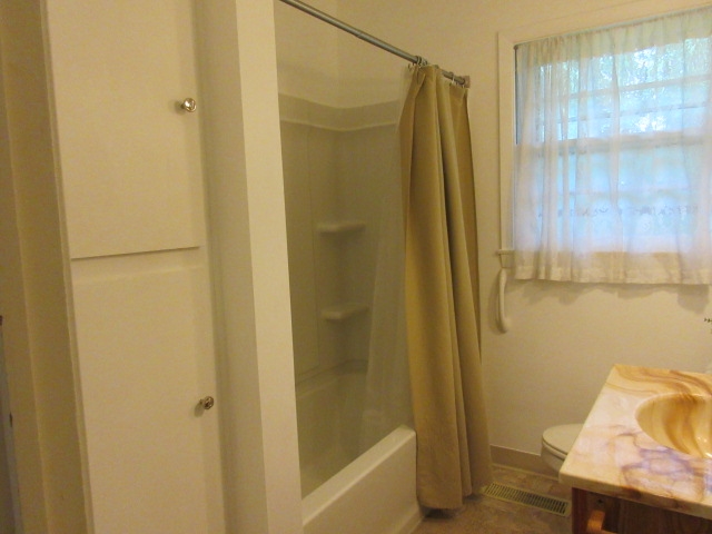 304 South Hawthorne Road Muncie, IN 47304 - Photo 21 of 27