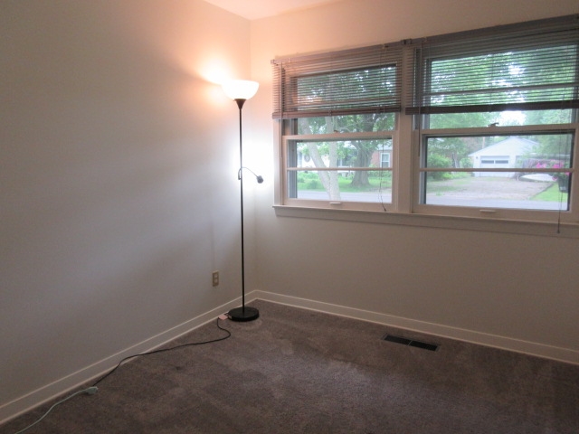 304 South Hawthorne Road Muncie, IN 47304 - Photo 22 of 27