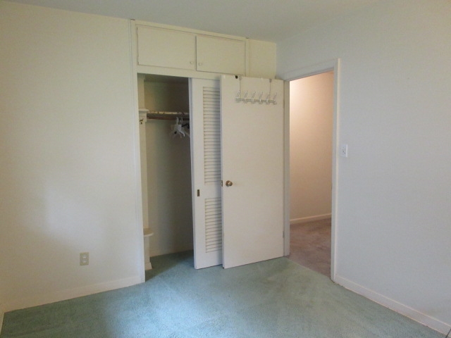 304 South Hawthorne Road Muncie, IN 47304 - Photo 10 of 27