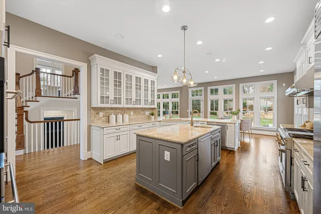 $3,075,000 | 6520 Topeka Road, McLean, VA 22101