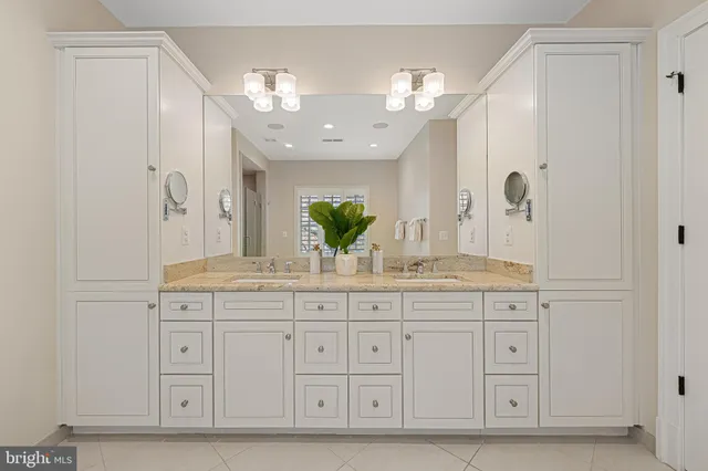 $3,075,000 | 6520 Topeka Road, McLean, VA 22101