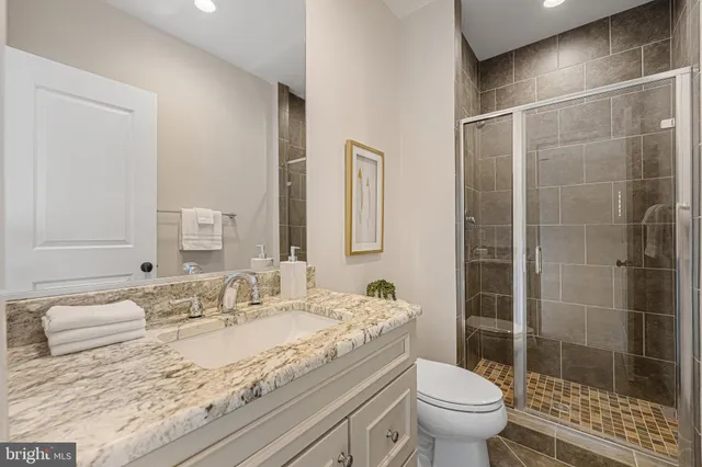 $3,075,000 | 6520 Topeka Road, McLean, VA 22101