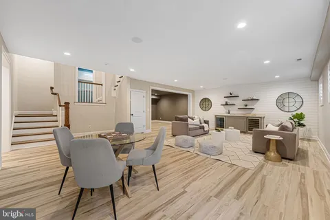 $3,075,000 | 6520 Topeka Road, McLean, VA 22101