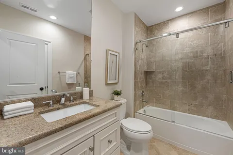 $3,075,000 | 6520 Topeka Road, McLean, VA 22101