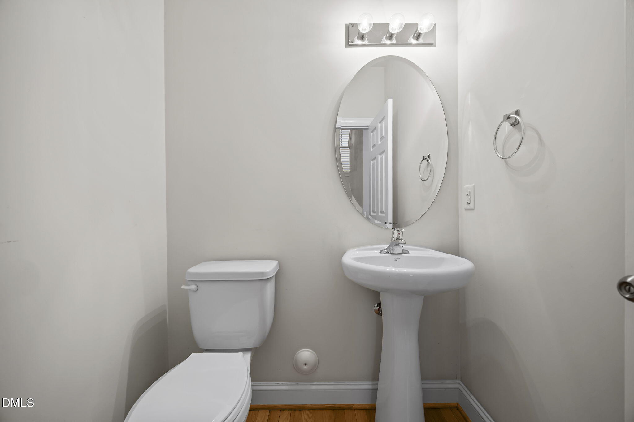 908 Pirouette Court Raleigh, NC 27606 - Photo 16 of 46 17-web-or-mls-IMG_5976