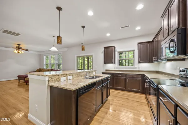 $599,000 | 908 Pirouette Court, Raleigh, NC 27606