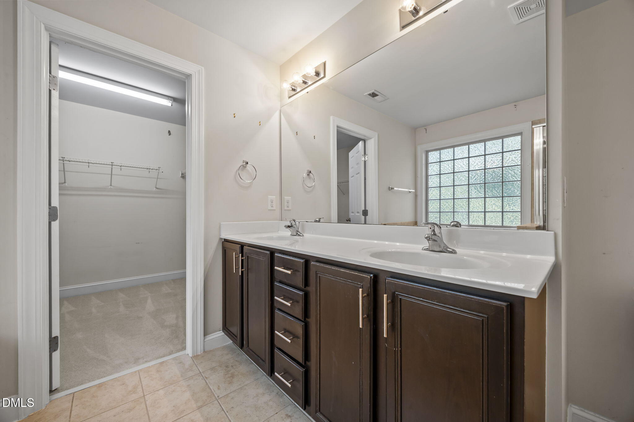 908 Pirouette Court Raleigh, NC 27606 - Photo 26 of 46 38-web-or-mls-IMG_6039