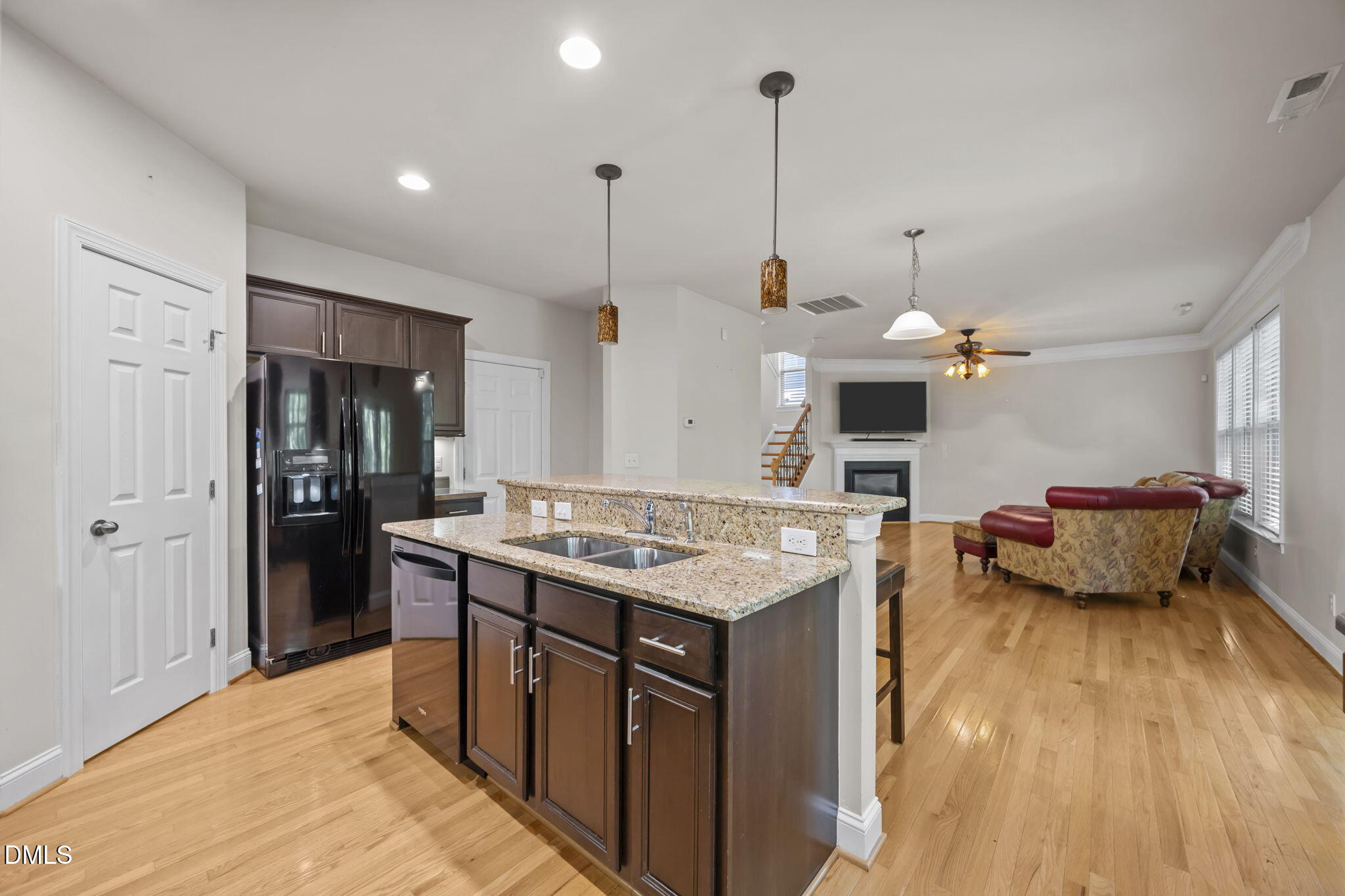 908 Pirouette Court Raleigh, NC 27606 - Photo 4 of 46 26-web-or-mls-IMG_6003