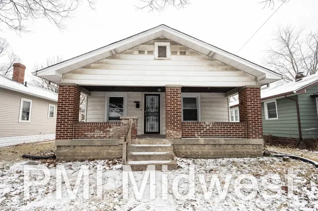 $1,299 | 2905 East 17th Street, Indianapolis, IN 46218