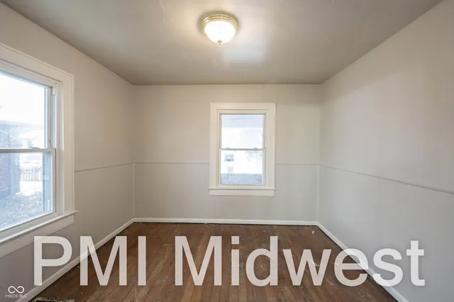 $1,299 | 2905 East 17th Street, Indianapolis, IN 46218