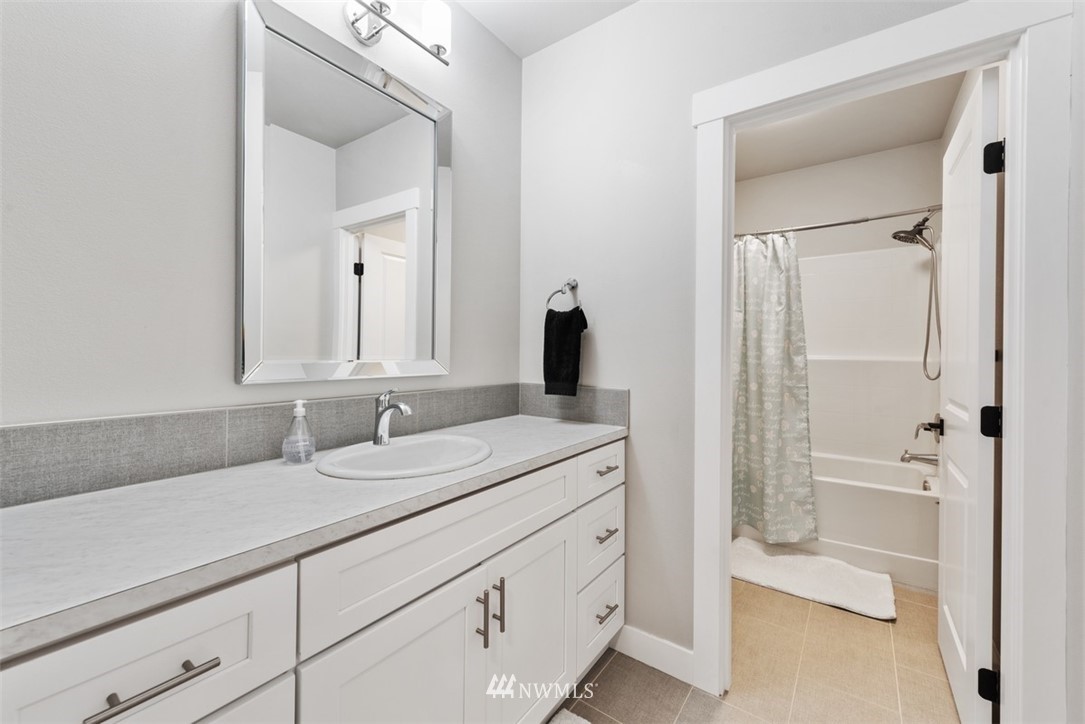 4857 Castleton Road Southwest Port Orchard, WA 98367 - Photo 31 of 36 Gallery Image 31