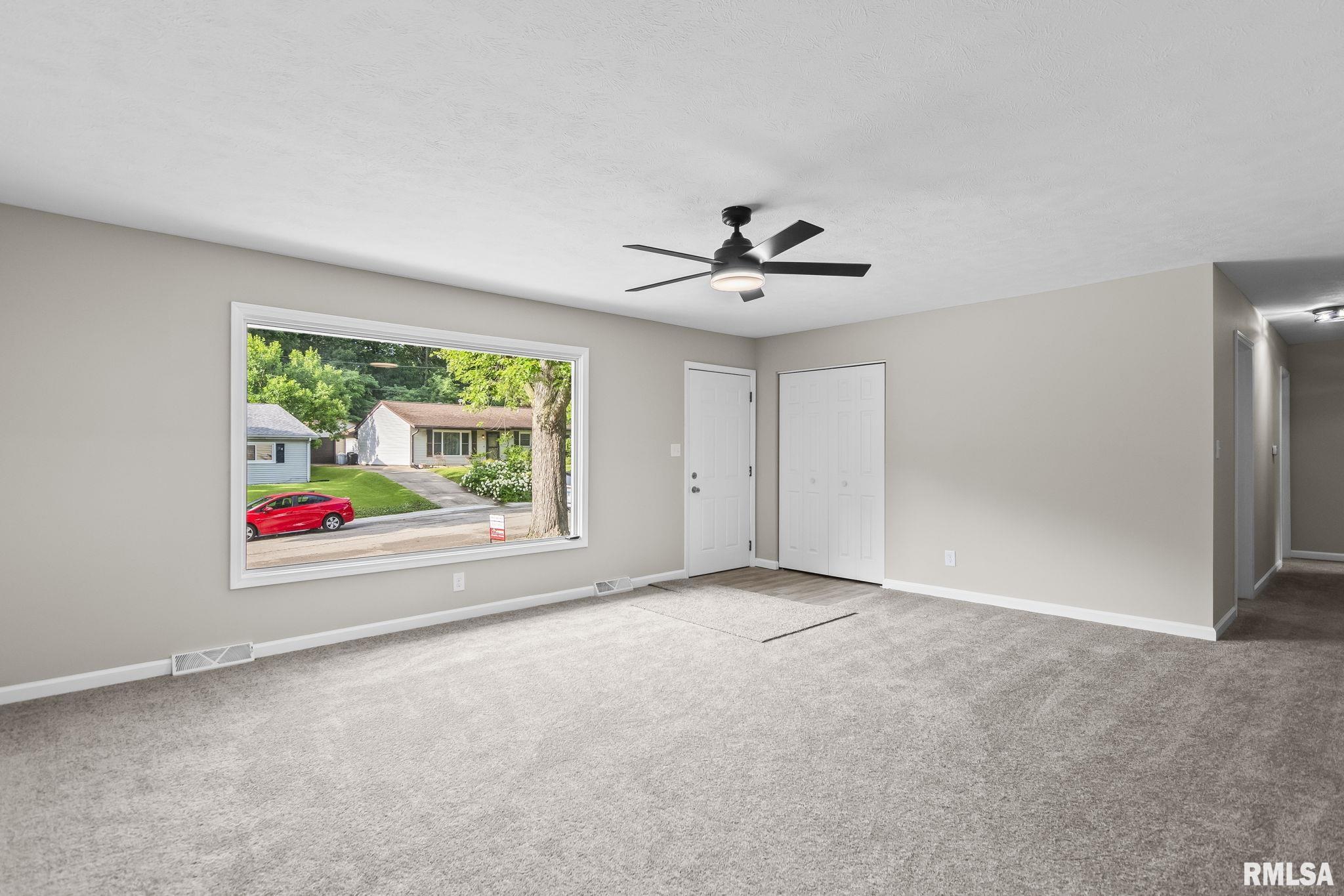118 Windsor Road Springfield, IL 62702 - Photo 6 of 31