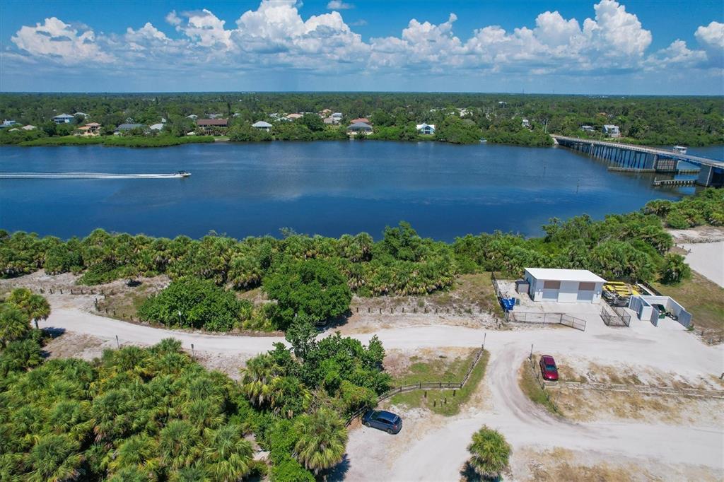 332 Cypress Road Venice, FL 34293 - Photo 42 of 44 Gallery Image 42