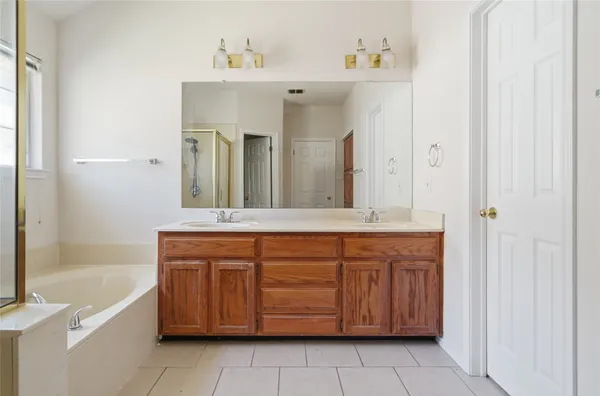 $315,000 | 1014 Pine Creek Drive, Pflugerville, TX 78660