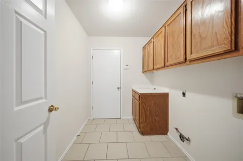 $315,000 | 1014 Pine Creek Drive, Pflugerville, TX 78660