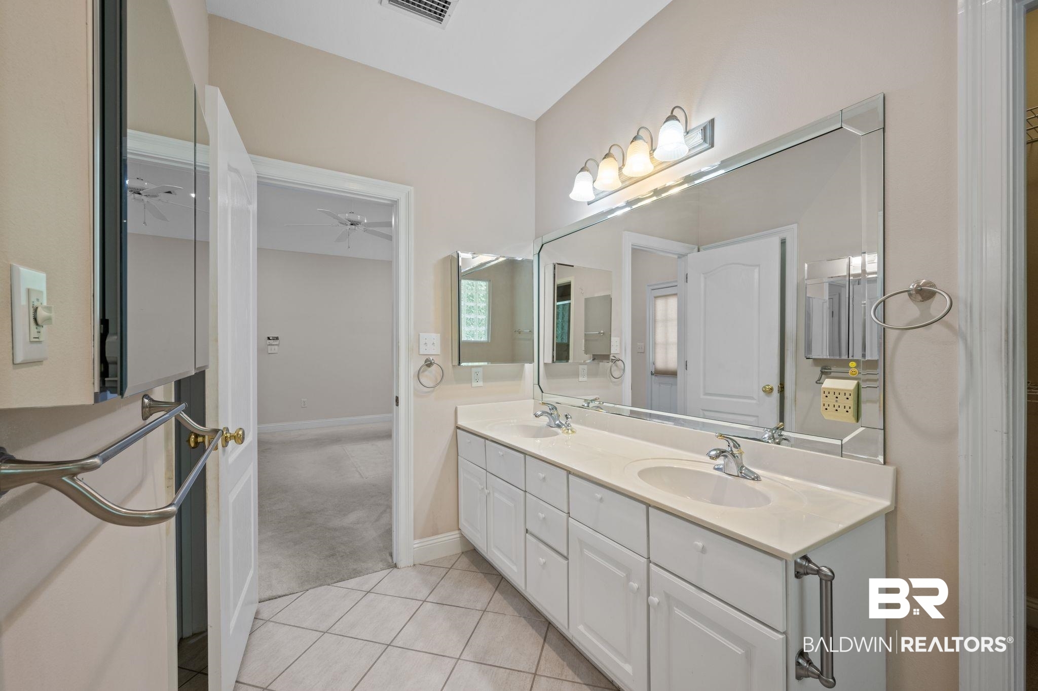 313 Savannah Circle Foley, AL 36535 - Photo 28 of 29