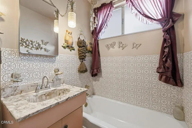 $825,000 | 3100 Napa Street, Oxnard, CA 93033