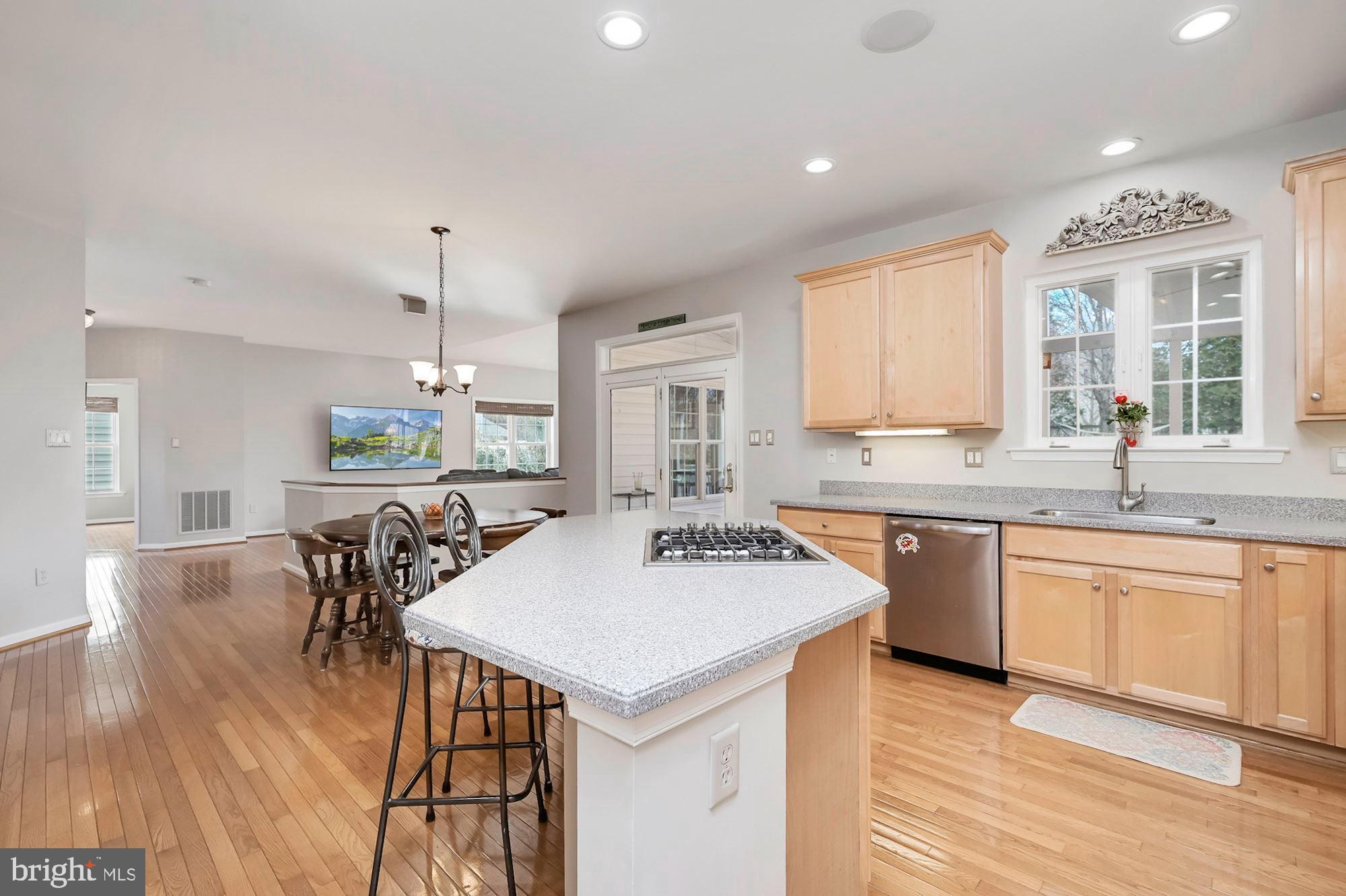 12100 Trailing Moss Gate Clarksville, MD 21029 - Photo 17 of 46 Kitchen